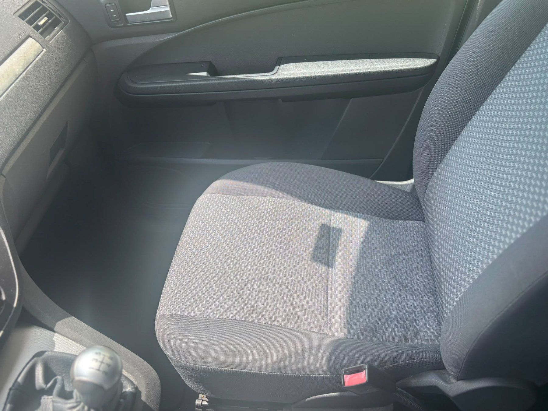 Ford Automobili: Ford Focus C-Max – Usato da Oberuzwil venduto da stu_z9bm 4