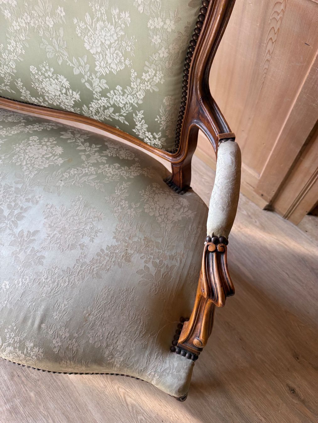 Divani: schönes antikes Sofa – Usato da Wildhaus venduto da bor_nlx6 2