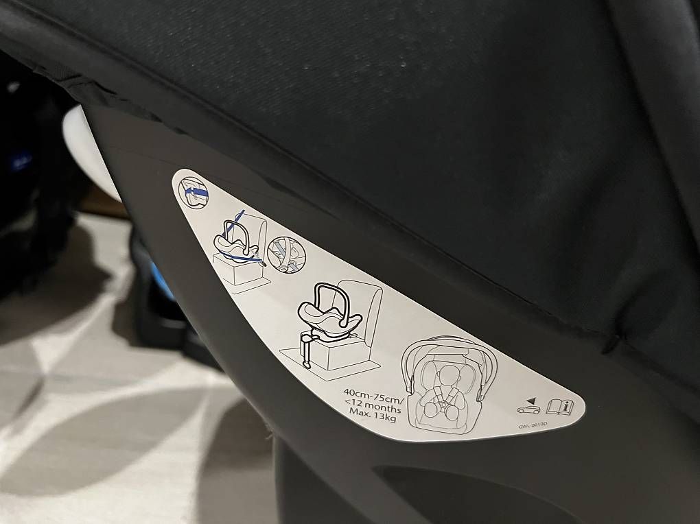 Seggiolini per auto: Coque auto Graco avec support isofix – Usato da Morrens VD venduto da Lodzon88 2
