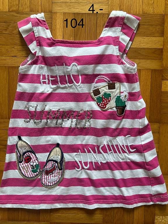 Lotti & Set di vestiti: Kleider Mädchen 104 – Usato da Adliswil venduto da sil_v8dy