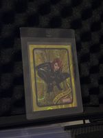 Black Widow Topps Chrome Marvel Yellow Lava