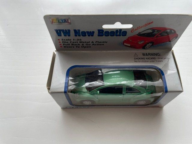 Volkswagen Modellini d'auto: VW new Beetle , 1/36 , Welly – Nuovo e nell'imballaggio originale da Ursy venduto da DK8 1