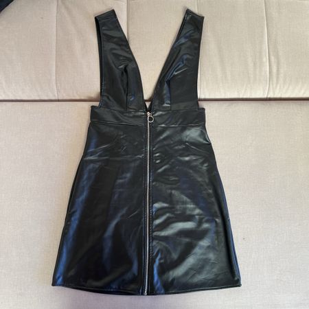 Kleid in Lederoptik Gr. XS