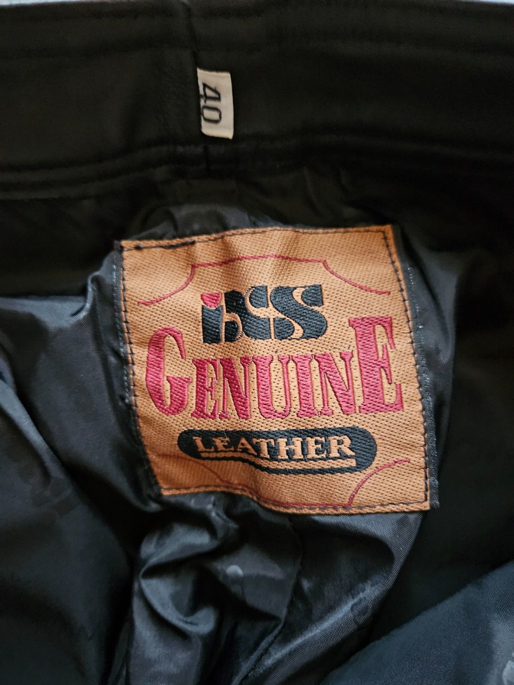 IXS Pantaloni: Damen Leder Motorradhose - Grösse 40 – Usato da Boswil venduto da Pjatla 1