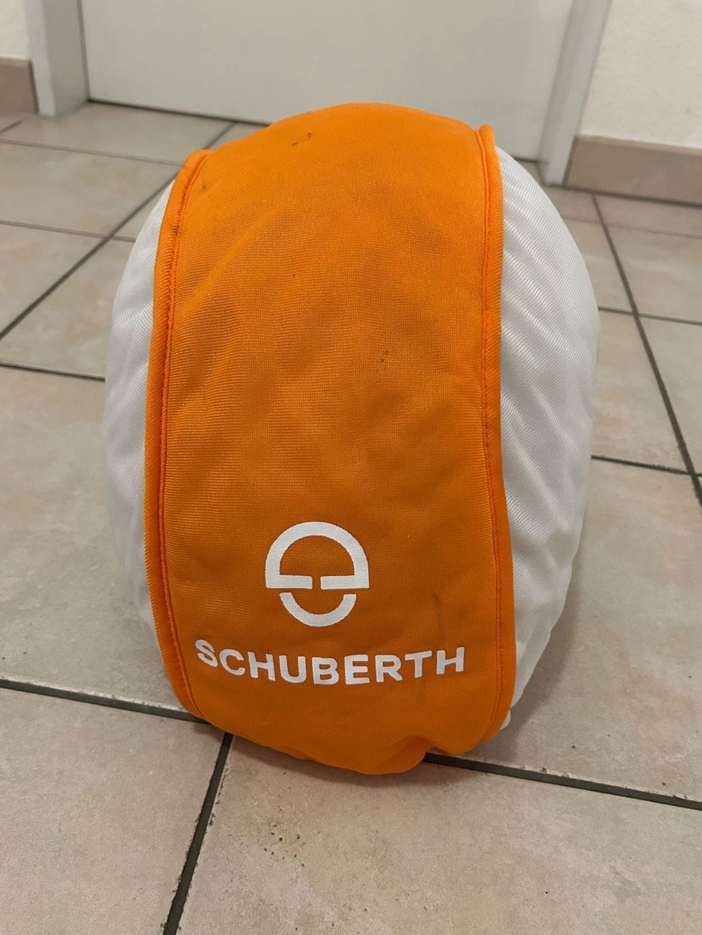 Schuberth Caschi & visiere: Motorradhelm Schuberth silber - Top Zustand – Usato da Würenlos venduto da bae03 5