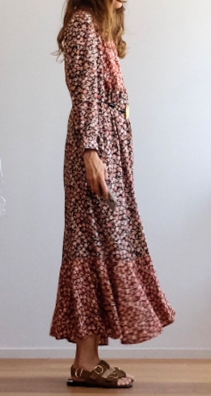 Zara Vestiti: ZARA Maxikleid mit Blumenmuster  - neu - – Nuovo (secondo la descrizione) da Jona venduto da vanessasupermarket20 1