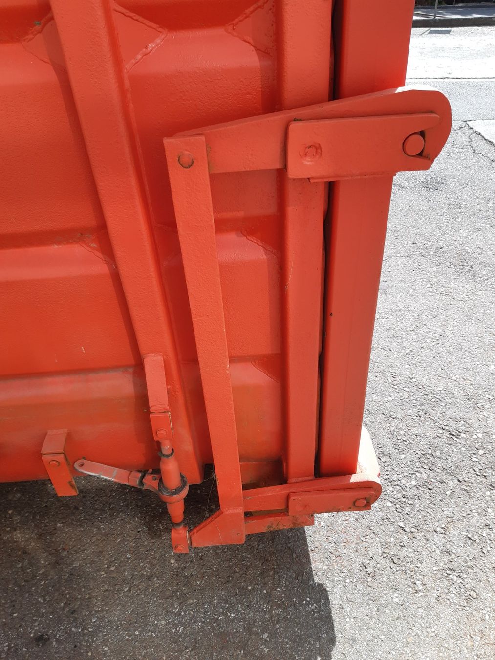 Contenitori edile: Presscontainer Husmann 22m3 – Usato da Schmitten FR venduto da fuego81 4