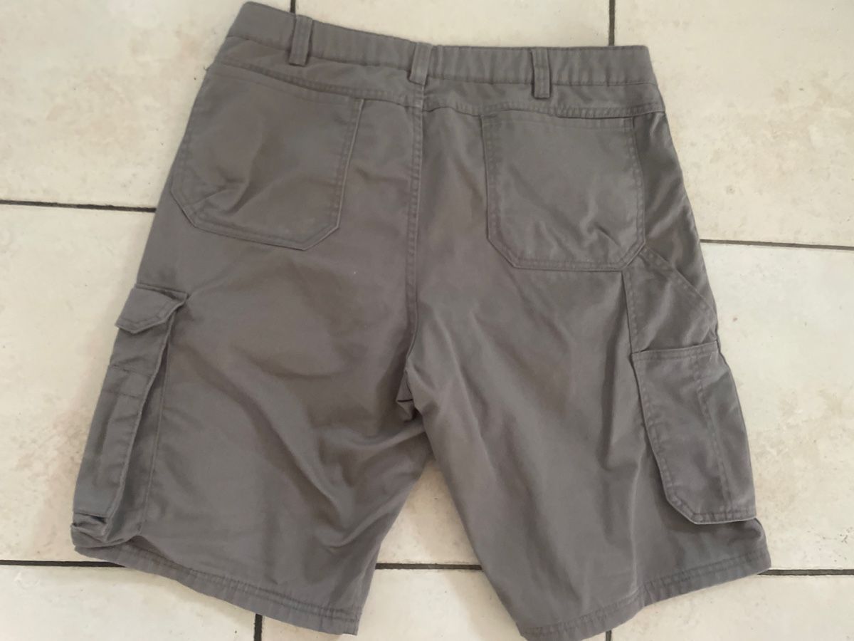 Pantalons: KingCraft Cargo Arbeitsshorts, Gr.52/54 – D'occasion à Obergerlafingen par cabo4 1