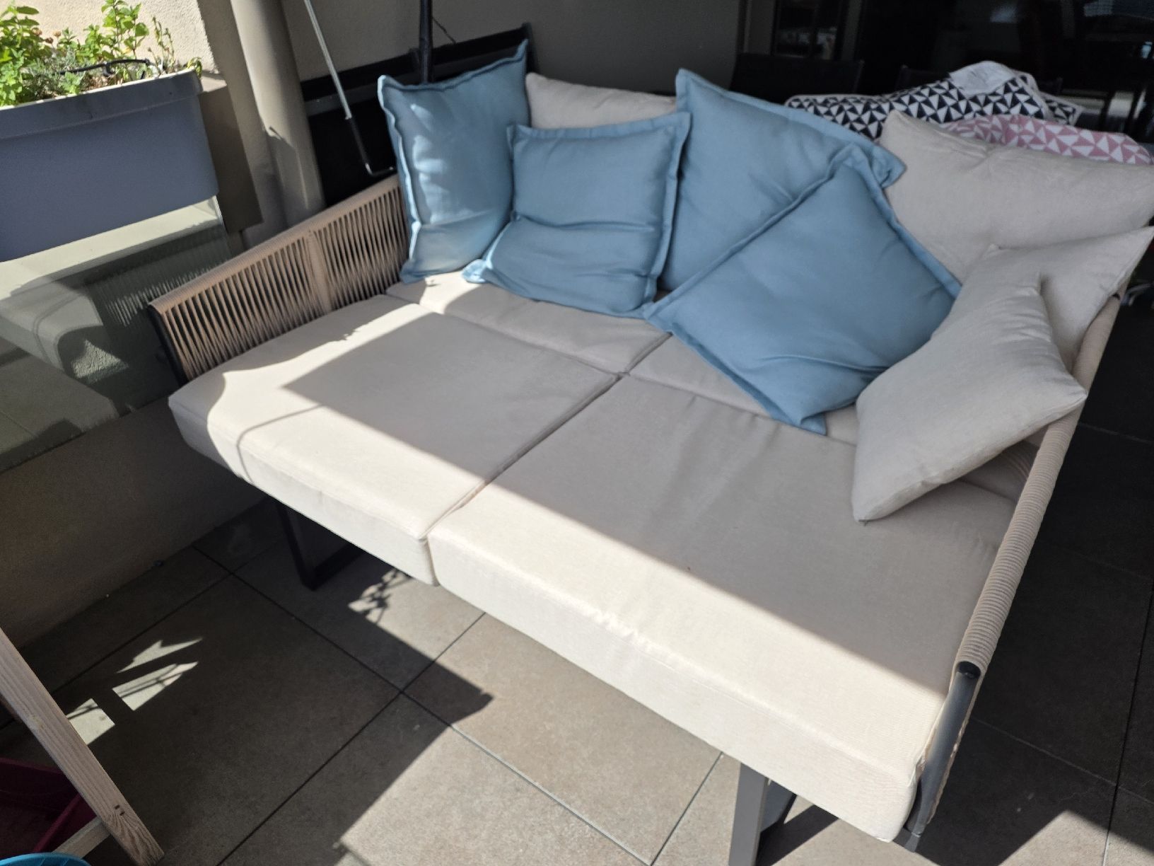 Sofas: gartenlounge neu! – Neuf (Voir description) à Glattpark(Opfikon) par MrsMoneypenny