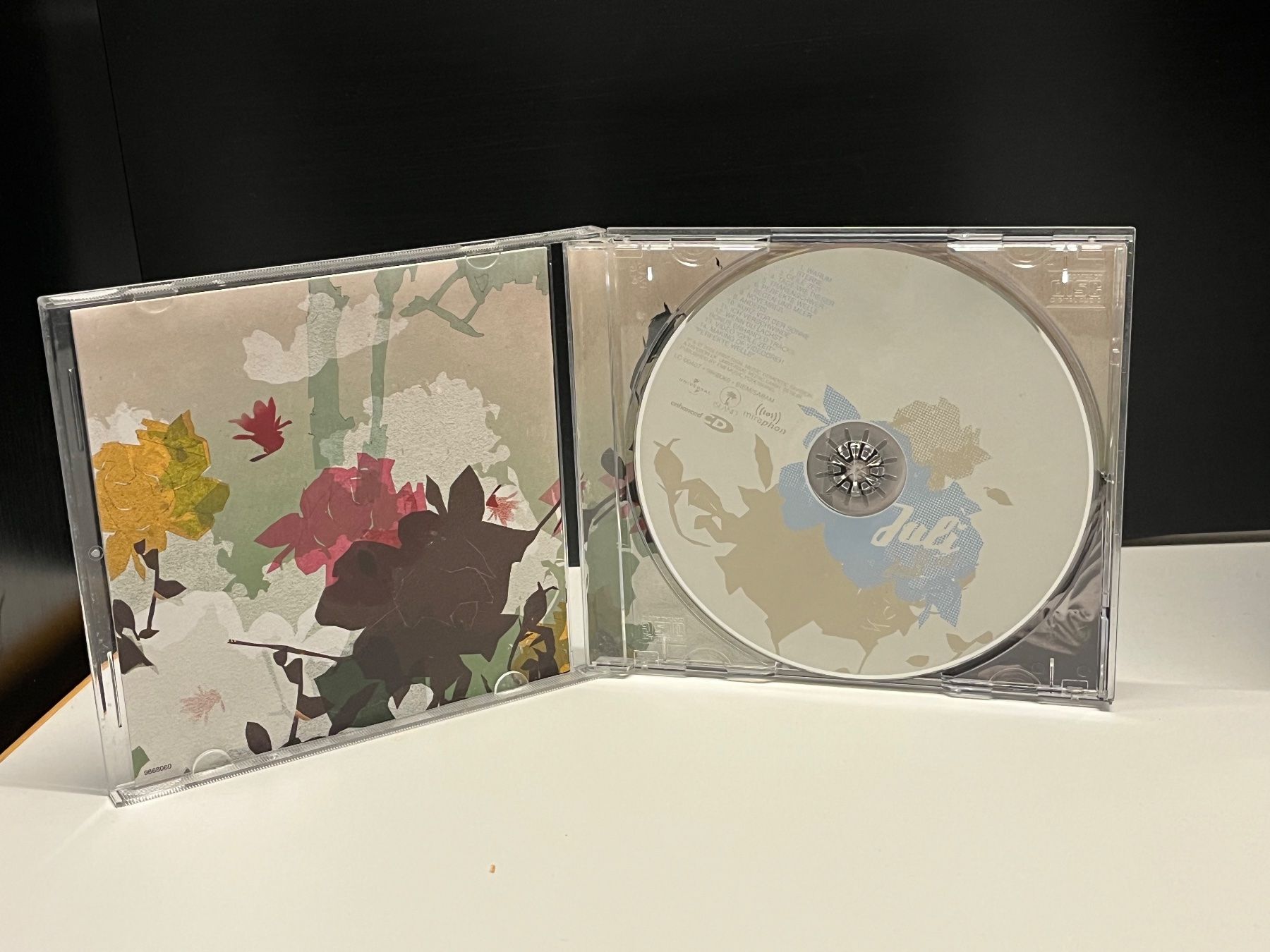 CD: Juli - Es ist Juli - RA11C – Usato da Küsnacht ZH venduto da Jazztilldawn 2
