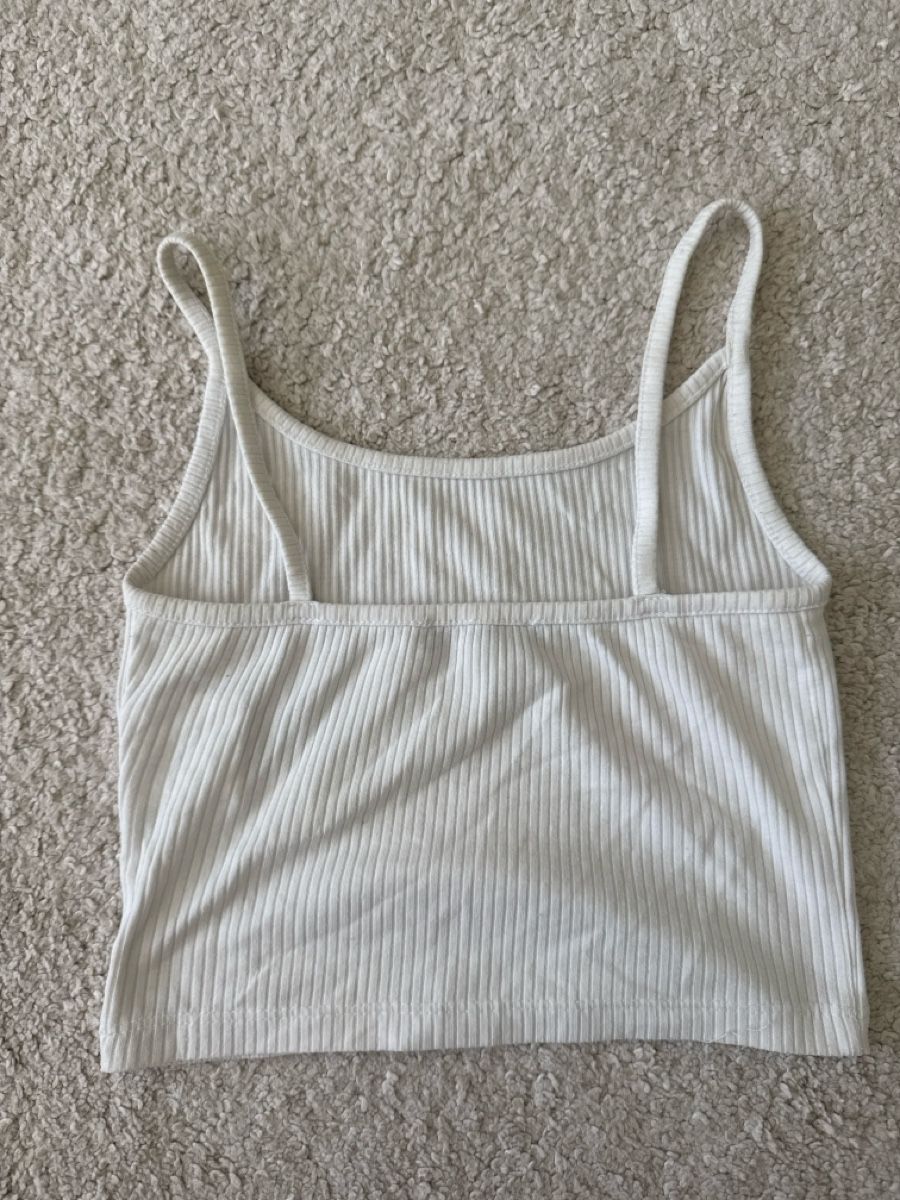 Tops: Crop Top Rippenstrick weiss – Gebraucht aus St. Niklausen LU von car_2562 1