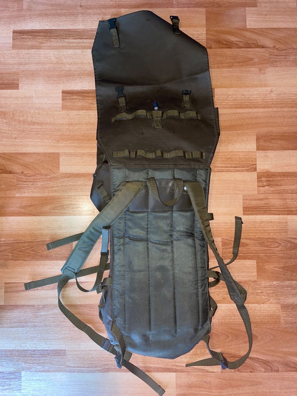 Schweizer Armee Zaini: Militär Rucksack aktuell #2 – Usato da St. Gallen venduto da mai_zpt7 1