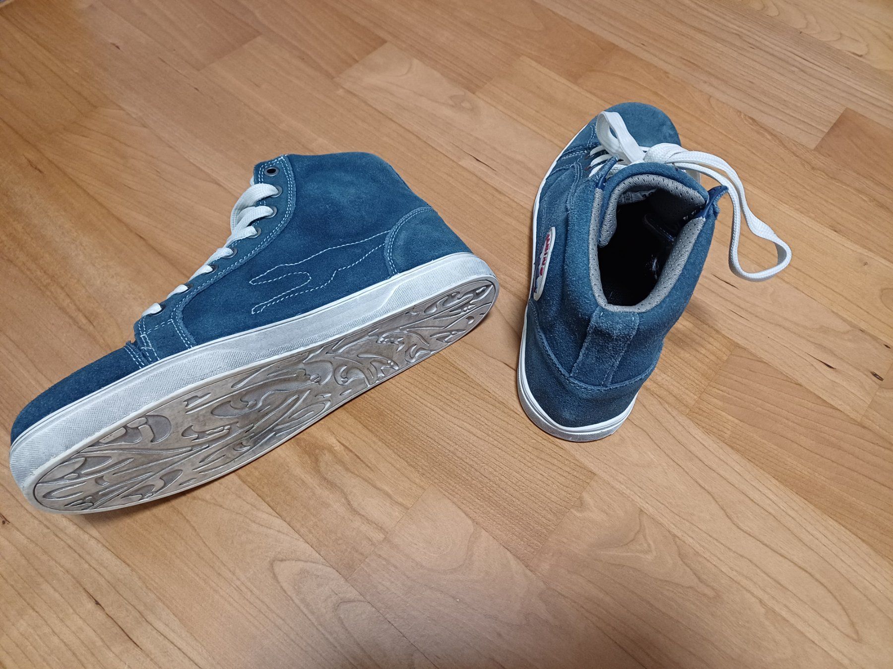 FLM Scarpe da uomo: FLM City Schuh 1.0 Blau Grösse 40 – Usato da Kägiswil venduto da lia_7k55 2
