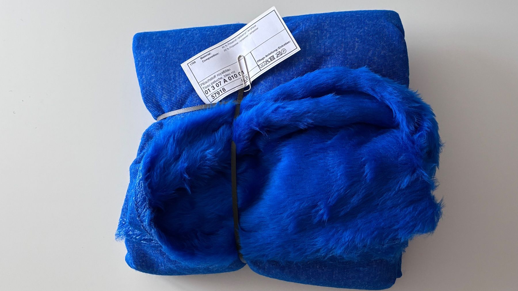 Tessuti: Plüschstoff royal blau – Nuovo e nell'imballaggio originale da Laupen ZH venduto da dabijena 1