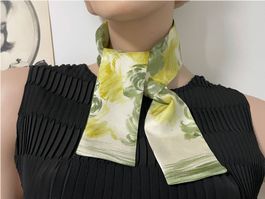 Twilly kleiner Schal 100% Seide handmade Silvia-K mattgrün