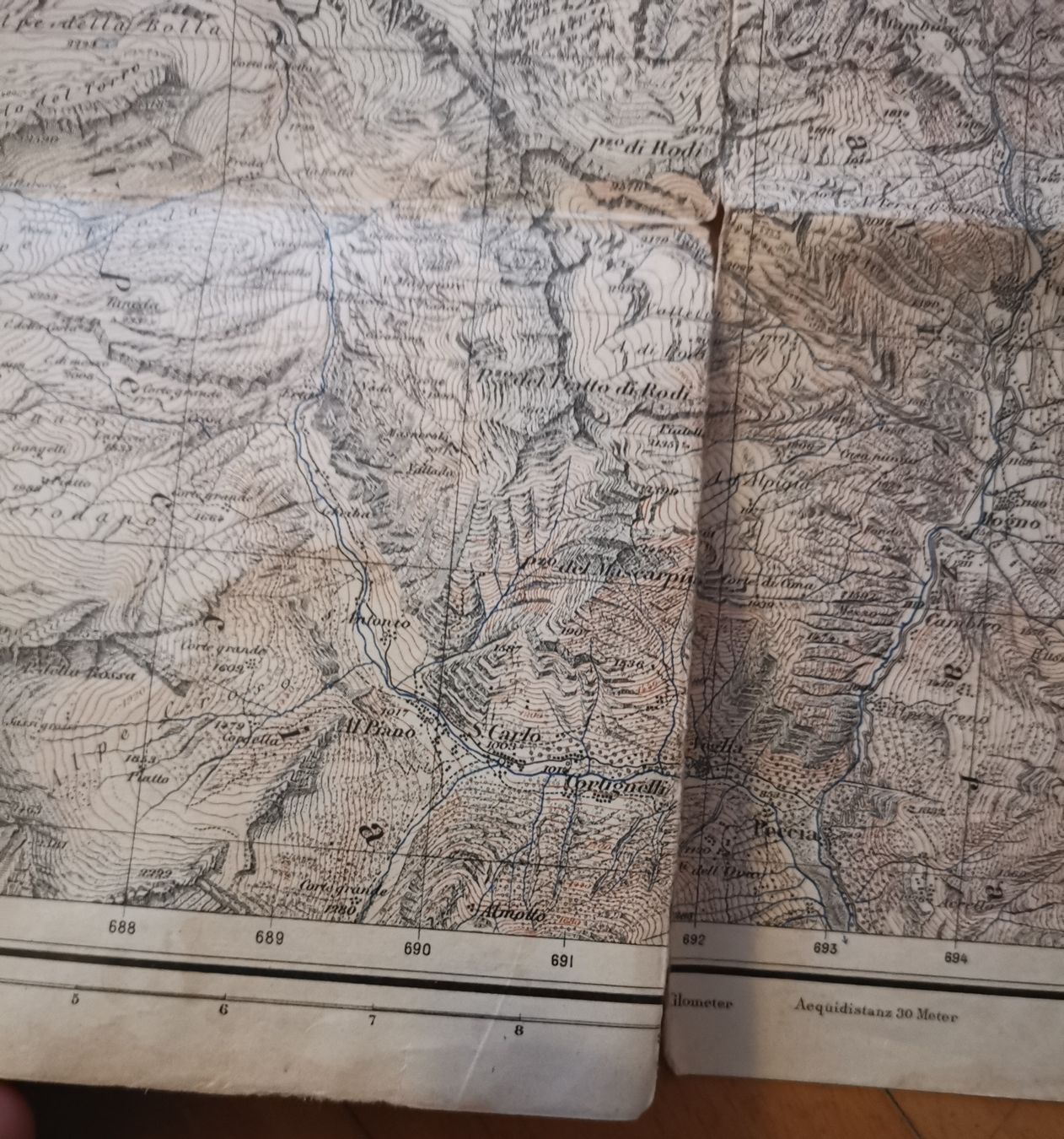Cartine & Atlanti: Topographischer Atlas der Schweiz "Gotthardgebiet". – Usato da Egg b. Zürich venduto da Pronsch 3