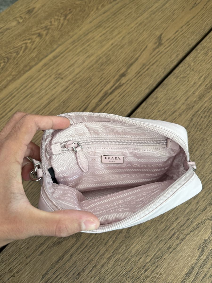 Prada Sacs femmes: Prada Nylon Pochette – Neuf (Voir description) à Genève par luc_5q8p 2