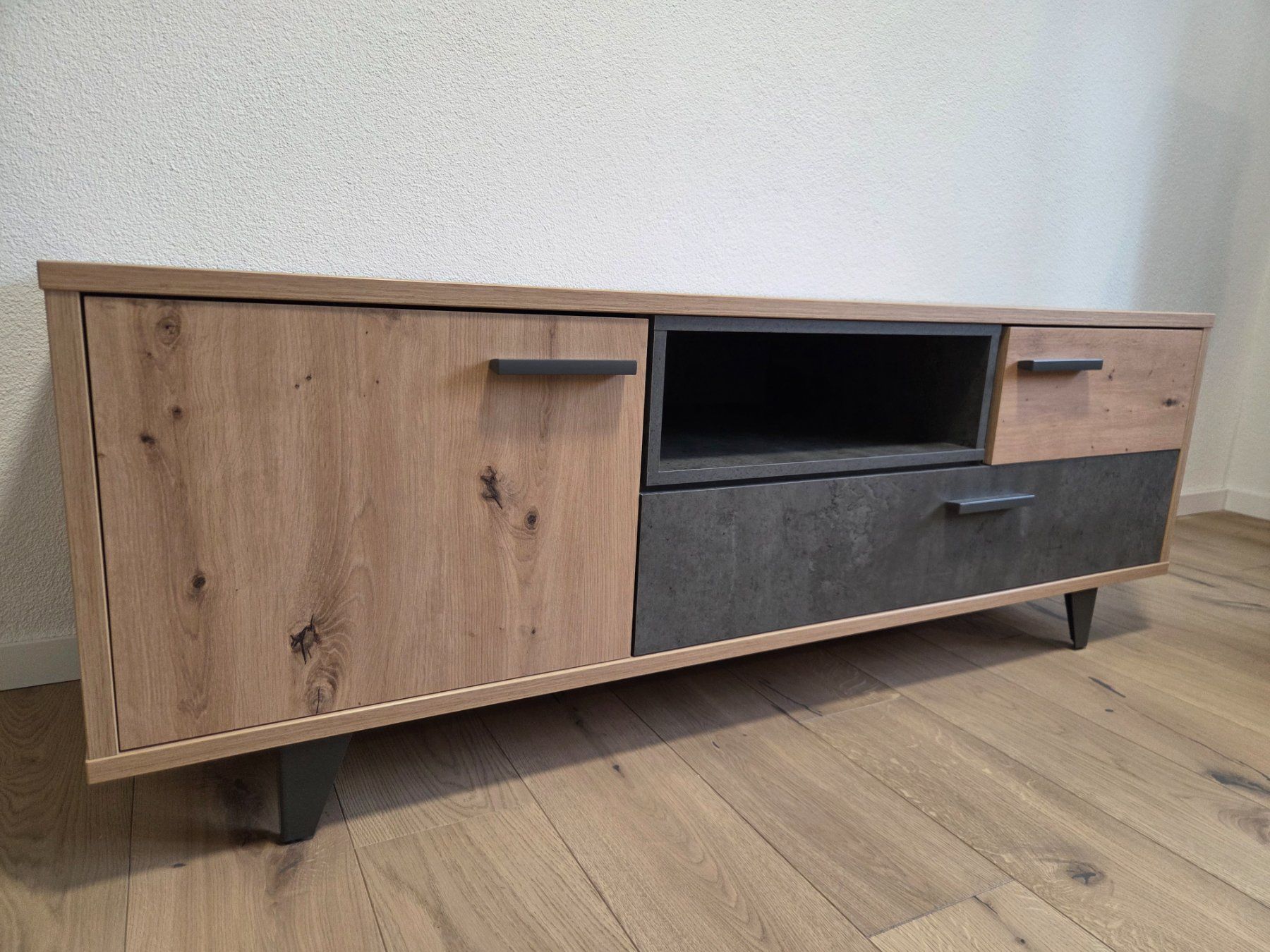 Meubles TV: Sideboard / TV-Möbel zu verkaufen – D'occasion à St. Gallen par Treebold 1