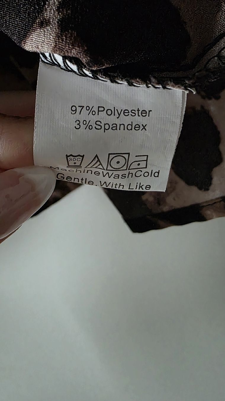 Shein Camicette: Shein Bluse mit Leopardenmuster Grösse M – Usato da Ilanz venduto da rununa 2