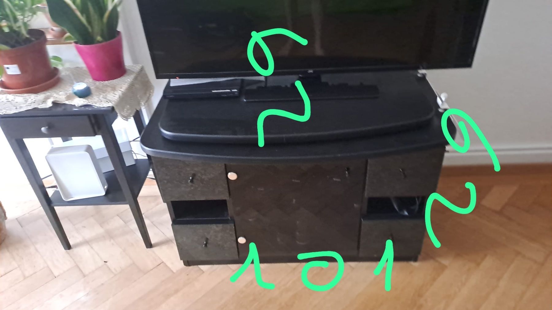 TV Möbel: TV-Ständer, ausgezeichneter Zustand – Gebraucht aus Olten von car_2lfs 2