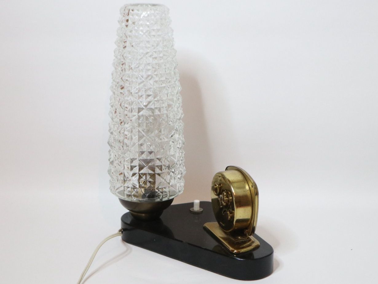 Stand- & Wanduhren: Antike Nachttischlampe mit Wecker Vintage – Gebraucht aus Eschenbach SG von Astalavista 4