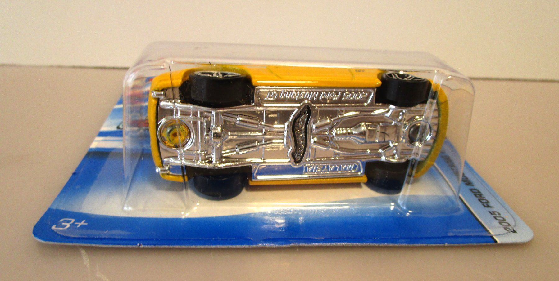 Hot Wheels Modellautos: HOT WHEELS 2005 FORD MUSTANG GT - J8021 – Neu und originalverpackt aus Chêne-Bourg von breno56 4