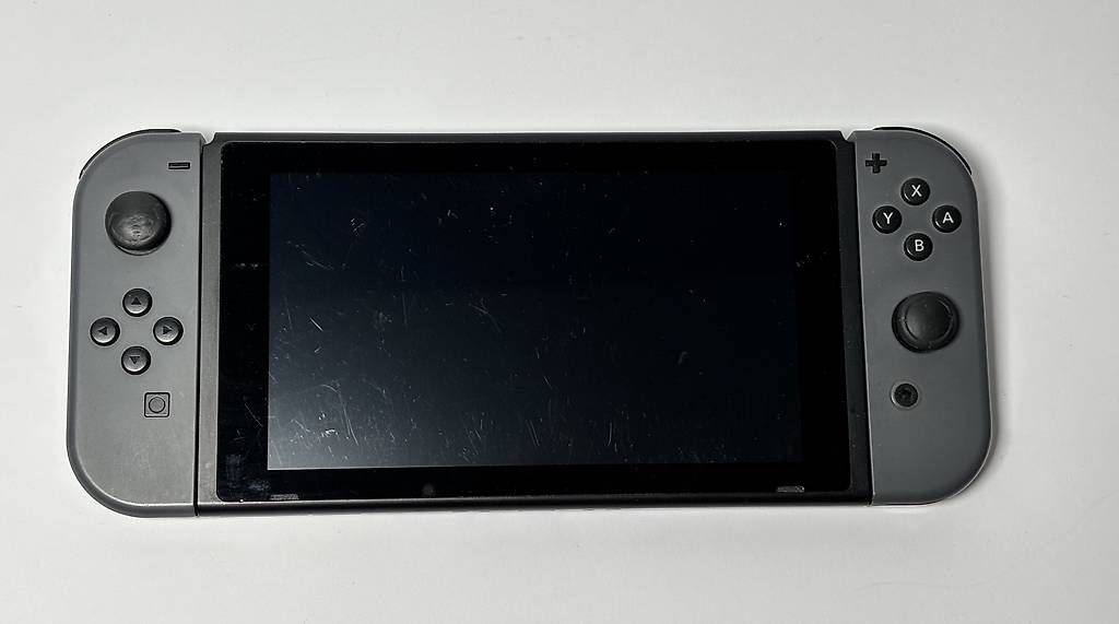 Nintendo Konsolen: Nintendo Switch | Accessori + 2 Giochi + 128GB SD – Gebraucht aus Gordola von kar_gy5g 1