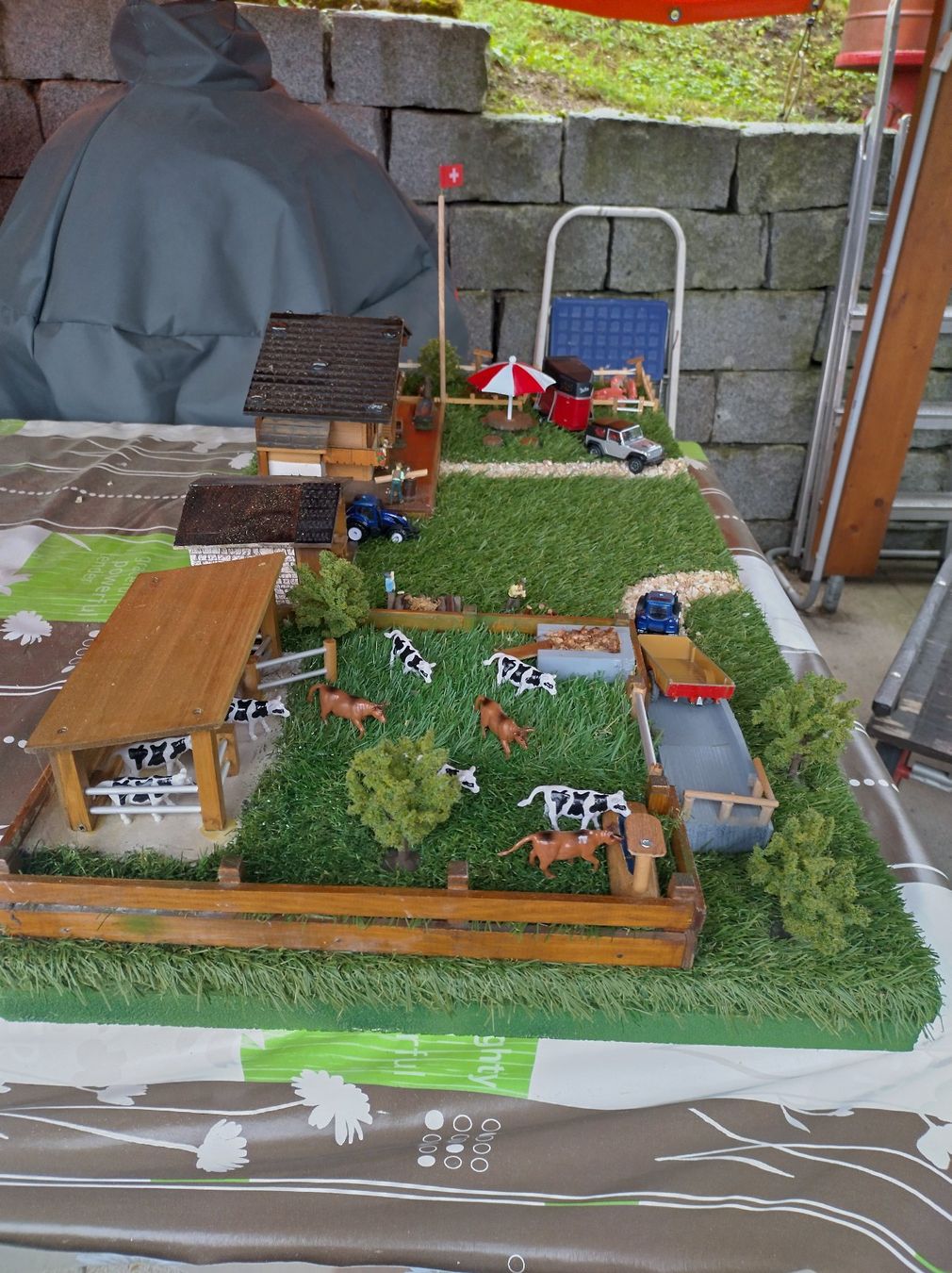 Modellbausätze & Standmodelle: Modell Bauernhof – Gebraucht aus Altbüron von bestatter12 1