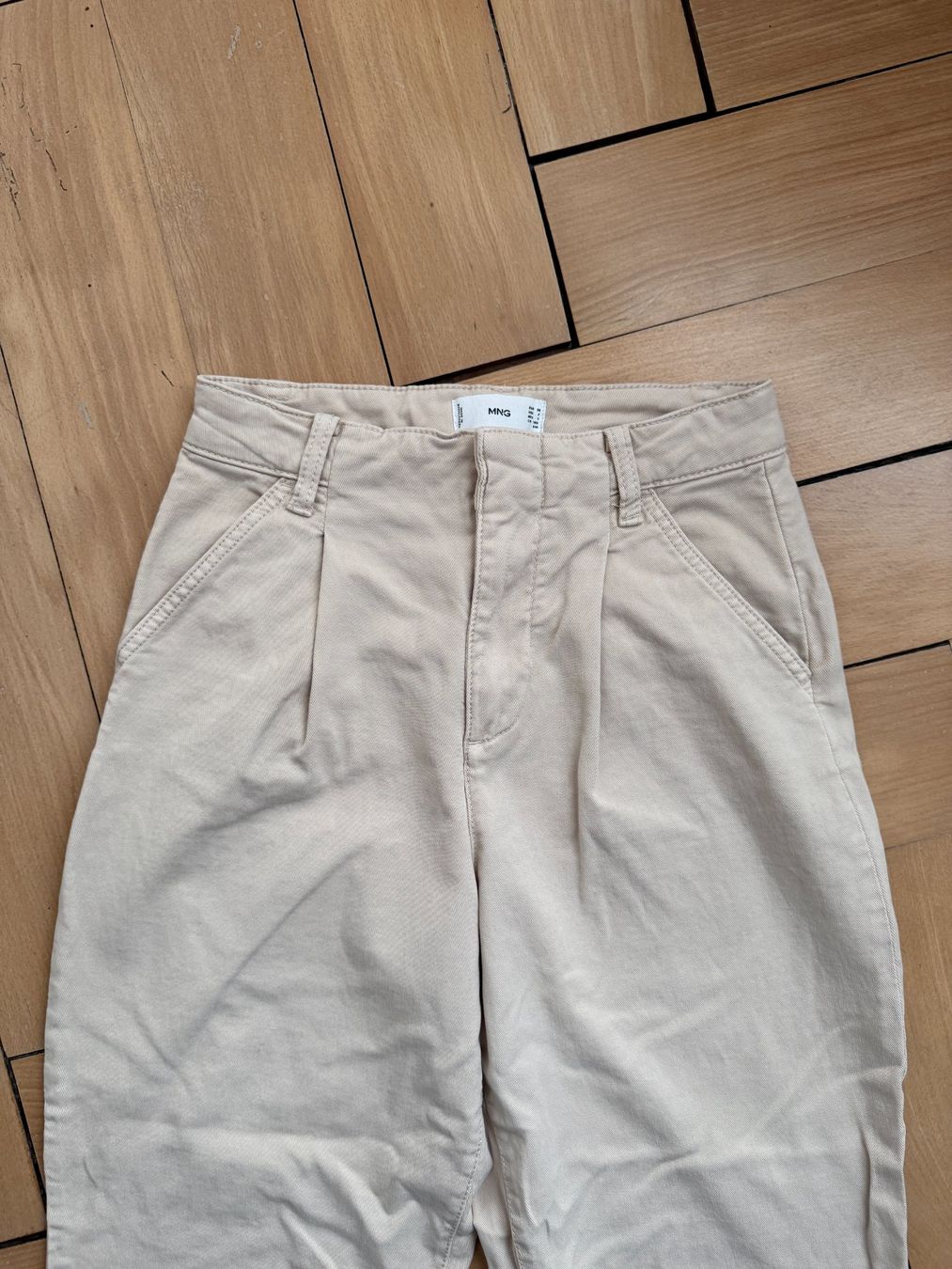 Mango Hosen: MANGO - High Waist Hose beige 36 – Gebraucht aus Zürich von Diazaio 1