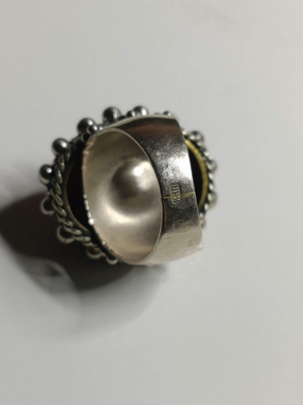 Anelli: Antiker Ring mit Korallenstein, mit Stempel – Usato da Birr venduto da sen_8djr 9