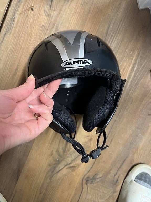 Alpina Caschi: Alpina Skihelm 48-52 – Usato da Häusernmoos venduto da RanaNo