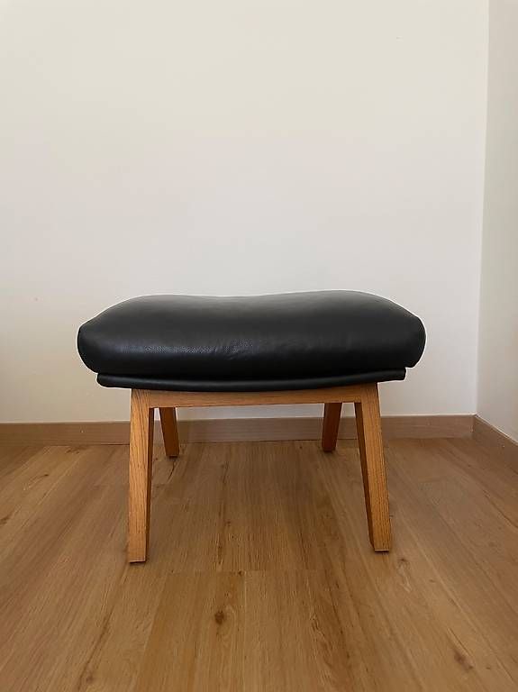 Hocker: Lederhocker – Gebraucht aus Winterthur von jul_s9bd