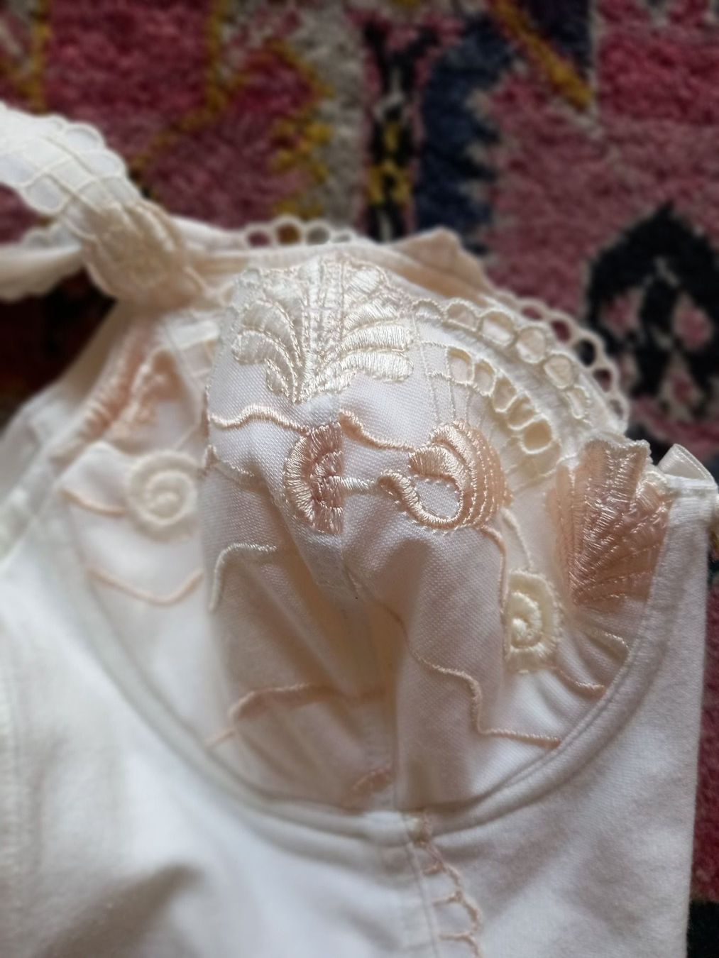 Sonstige Unterwäsche: Bustier Lise Charmel neuf, bonnet B – Neu und originalverpackt aus St-Sulpice VD von asc_5twt 1