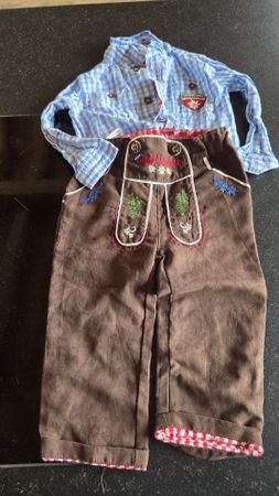 Traditionelle Kinder Lederhose mit Hemd, Grösse 80 