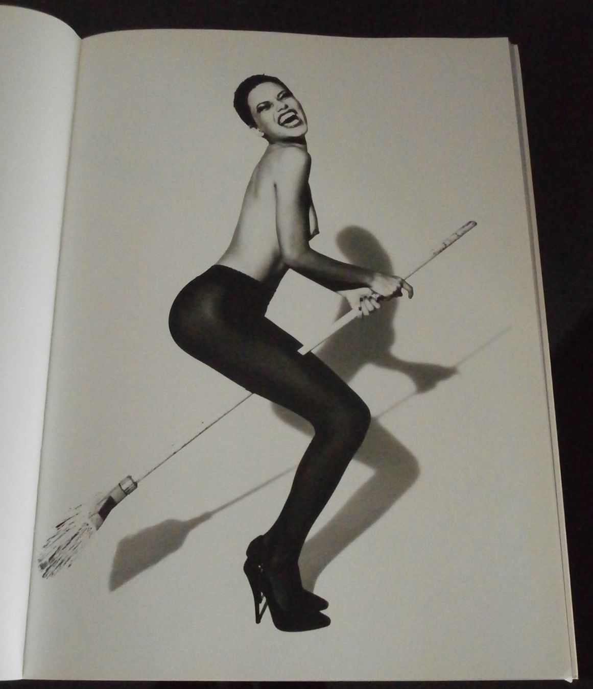 Libri: Ellen von Unwerth - Wicked – Nuovo (secondo la descrizione) da Dierikon venduto da EdelGut 2