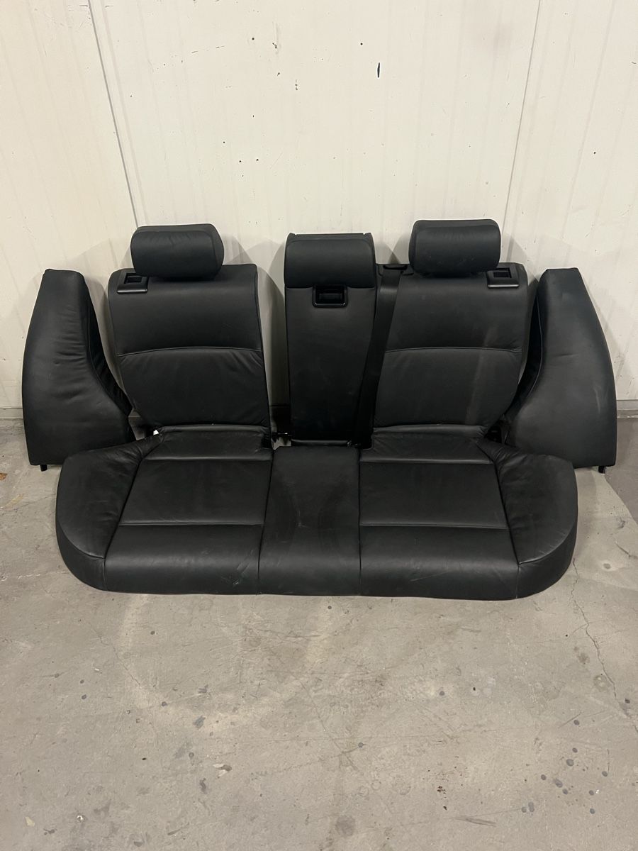 BMW Tutti pezzi di ricambio auto: BMW E46 Touring banquette – Usato da Fribourg venduto da ger_s2sx