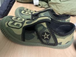 Coole Camouflage Finken Gr.28