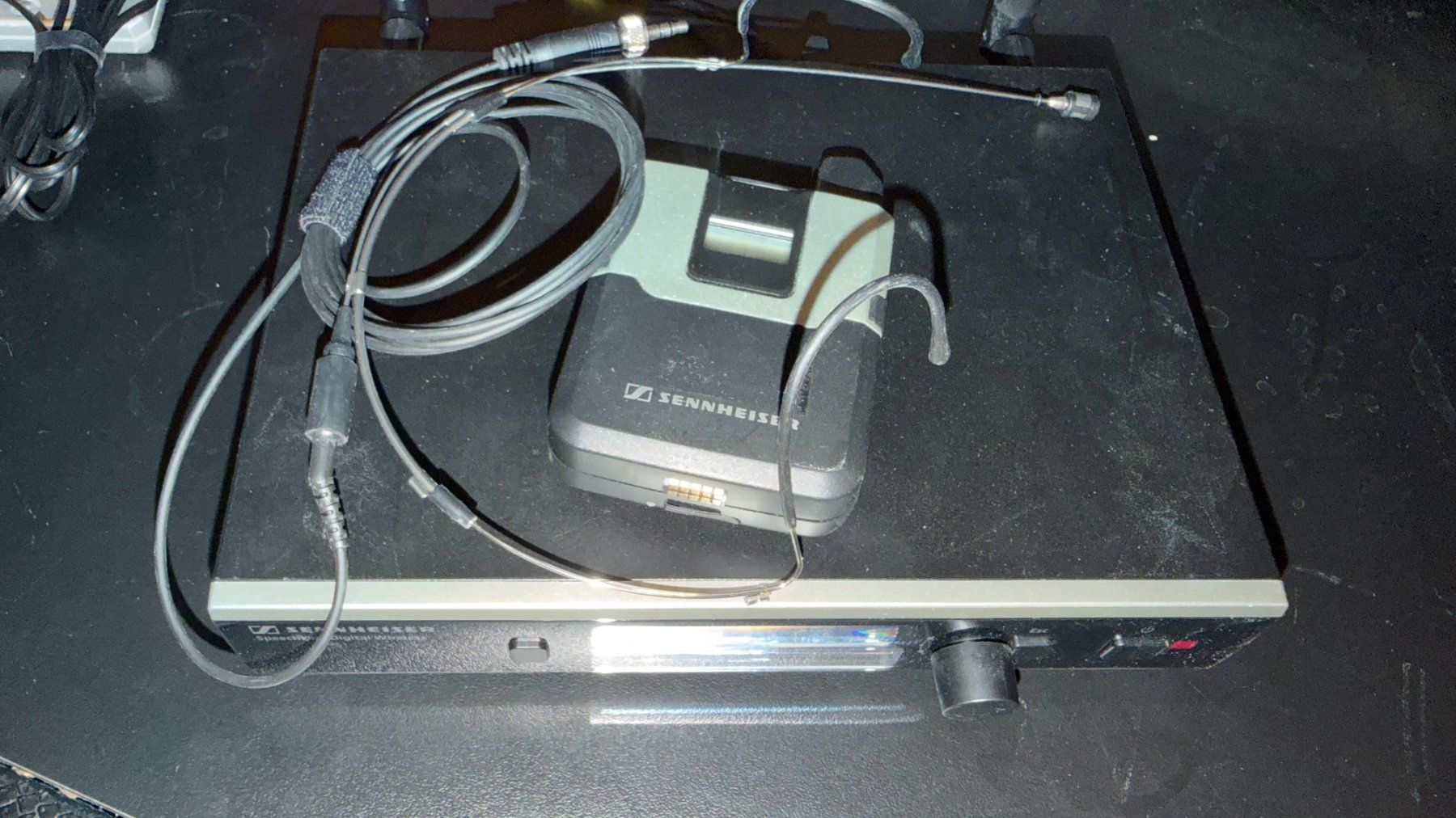Sennheiser Microfoni: Sennheiser SL Headmic Headset Set (Set 2 von 2) – Usato da Emmenbrücke venduto da denola 3