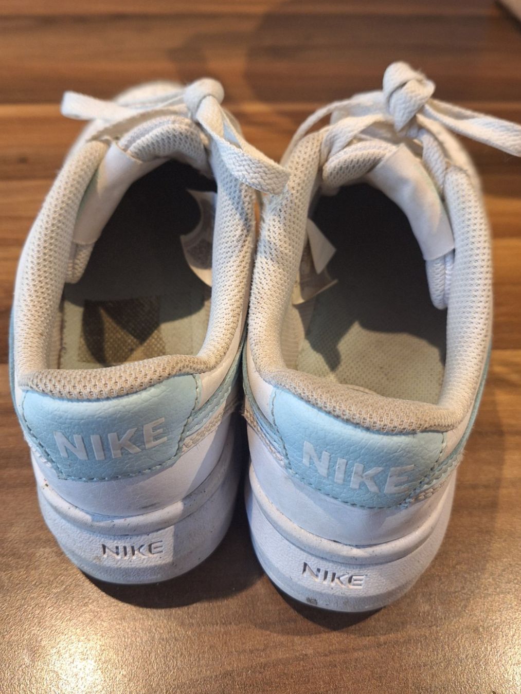 Nike Scarpe per ragazze: Nike 36.5 – Usato da Herrliberg venduto da linavogt 2