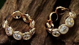 Goldene Ohrringe  Zirkonien