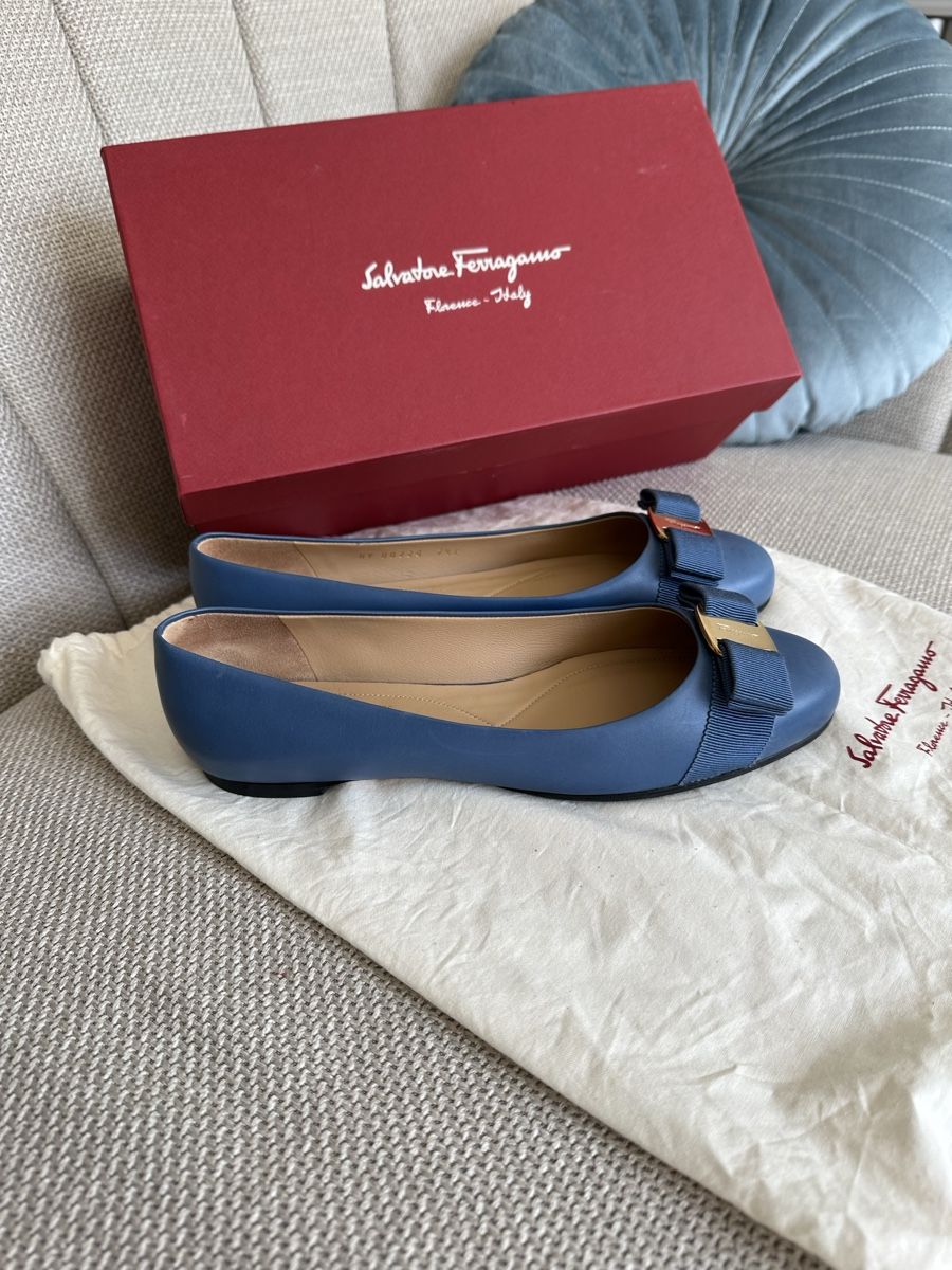 Salvatore Ferragamo Damenschuhe: Salvatore Ferragamo Vara Ballerinas – Neu (gemäss Beschreibung) aus Schaffhausen von LisaU 3