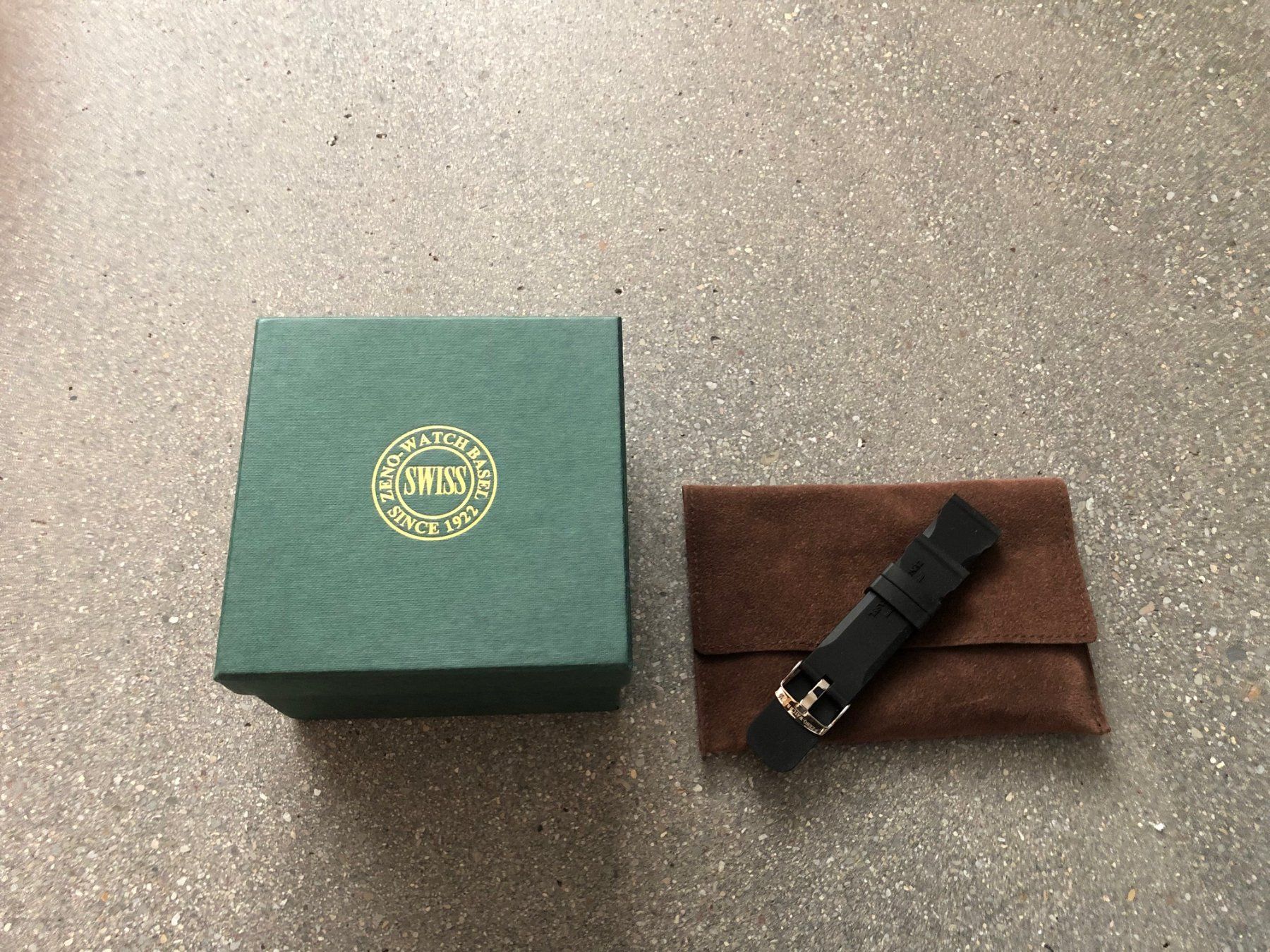 Zeno Orologi: Zeno Jumbo – Nuovo (secondo la descrizione) da Glattpark (Opfikon) venduto da eidgenosse601 5