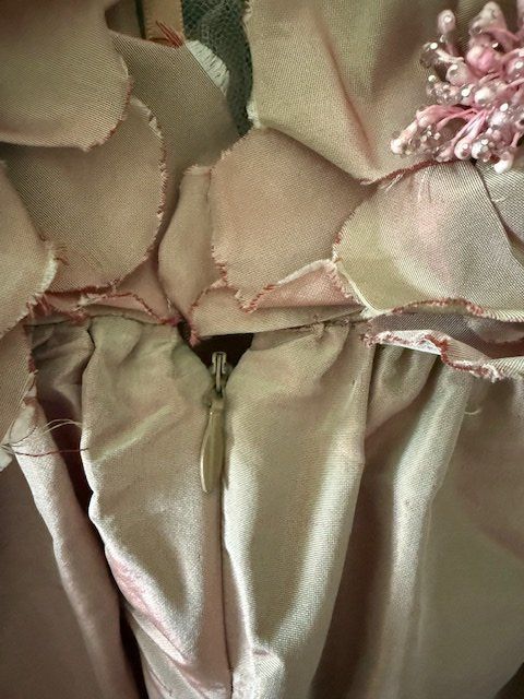 Vestiti: Brautkleid, Gr. 36, Rohe Seide /Moiriertes Rosa - Max Chaoul – Usato da Nuerensdorf venduto da ghi_b7xs 7