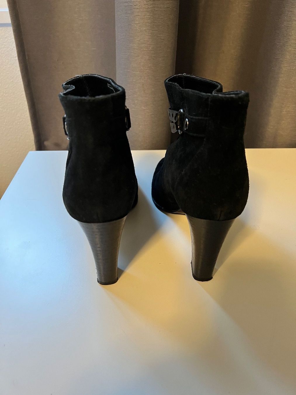 Hugo Boss Scarpe da donna: Boss Stiefelette – Usato da Wetzikon ZH venduto da KikiZu 2
