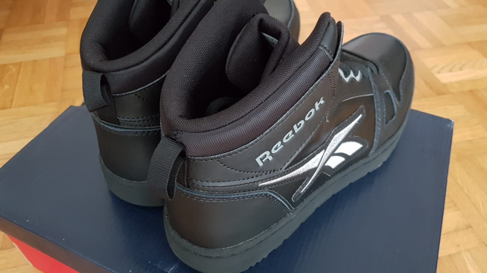 Reebok Chaussures hommes: Reebok RESONATOR MID Gr.44,Leder. – Neuf avec emballage d'origine à Zürich par ata_c8nh 2