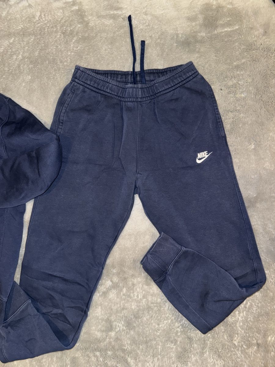 Lotti di vestiti: ENSEMBLE NIKE BLEU (XS/S) – Usato da Genève venduto da Noah8972 2