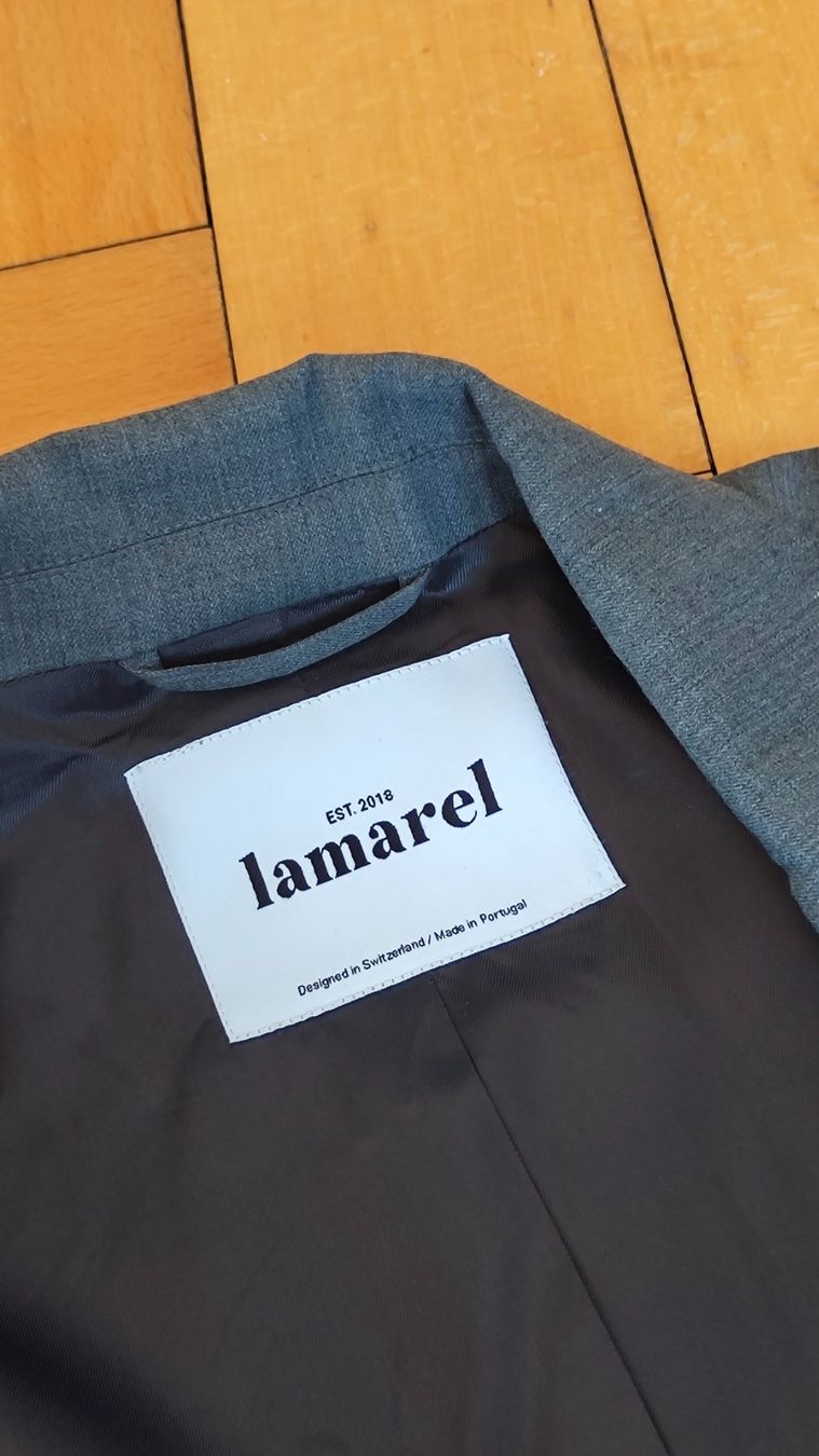 Lamarel Vestes: Blazer gris Lamarel – D'occasion à Lausanne par clog 4
