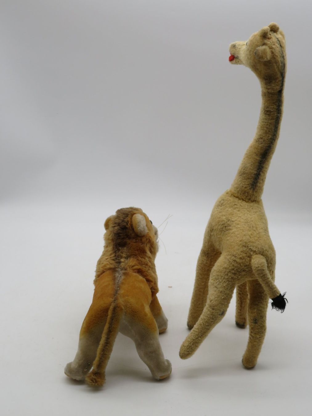 Giocattoli: Vintage Stofftier-Duo Löwe & Giraffe – Usato da Reinach BL venduto da WBZ-Flohmarkt 2