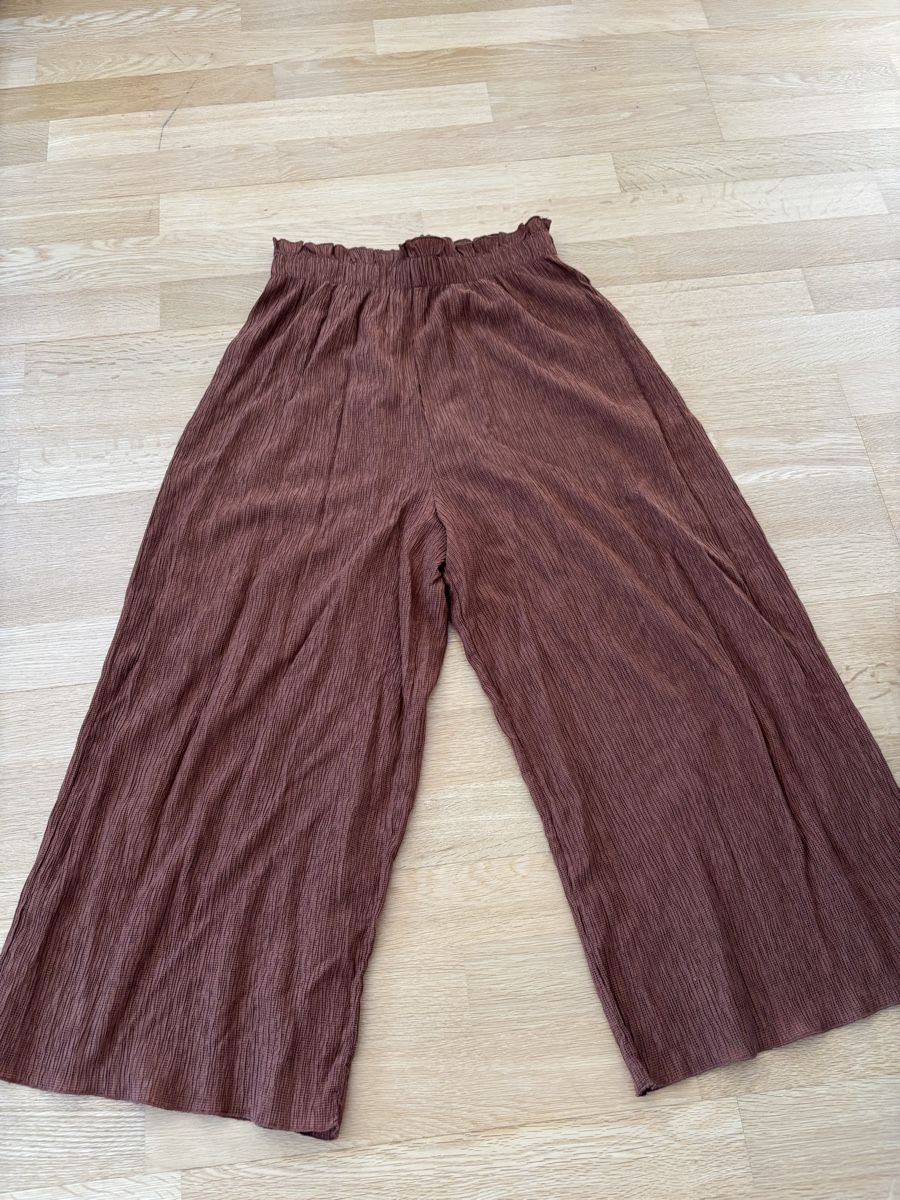 Zara Pantaloni: Zara Braun Culotte Hose S – Usato da Fribourg venduto da dafral