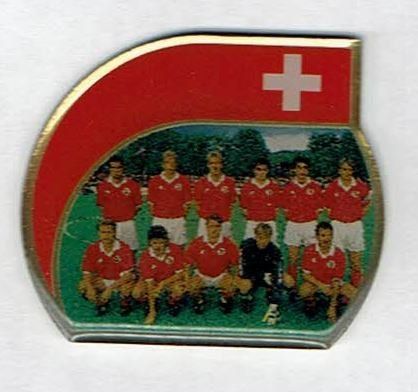 UEFA Placchette & Badge: Fussball WM 94 USA Mannschaft – Usato da Hinterkappelen venduto da Schampus 1